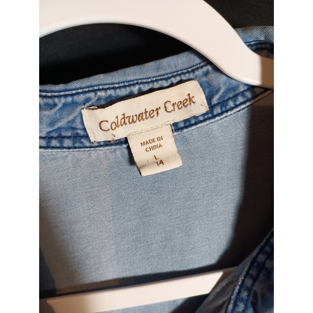Coldwater Creek Women’s Large Chambray Light Denim 3/4 Sleeve Button Up Shirt - Picture 4 of 5